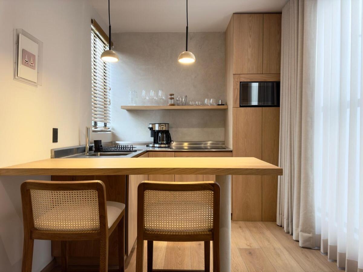 New Beautiful Loft - Qs Bed - Airconditioner Apartment *
